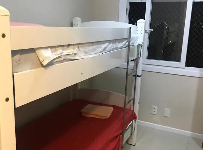 Apartamento P/ 8 Com Garagem Churasqueira E Piscina