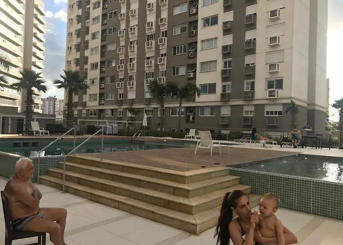 P/ 8 Com Garagem Churasqueira E Piscina *